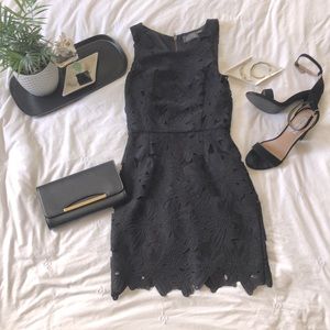 Black lace ASTR dress XS